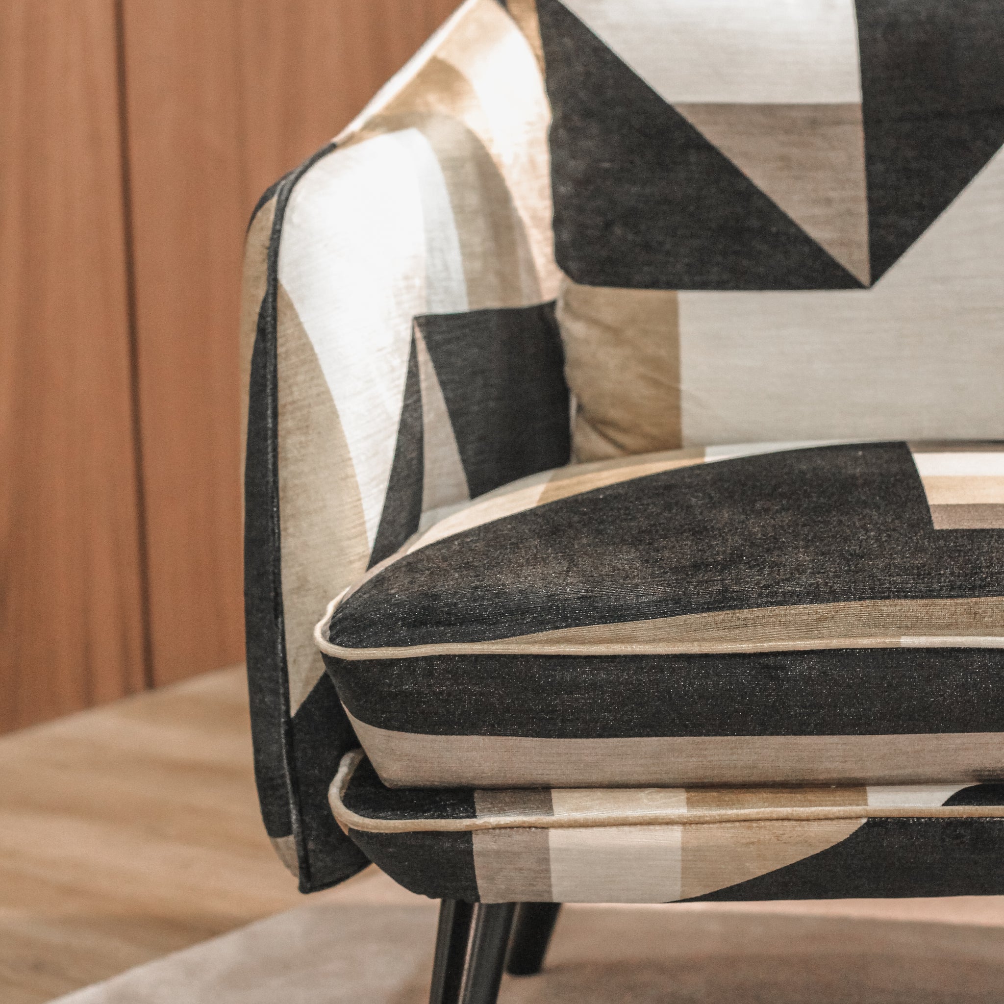 Sam Armchair | Contemporary design with enveloping lines | Suffa ...